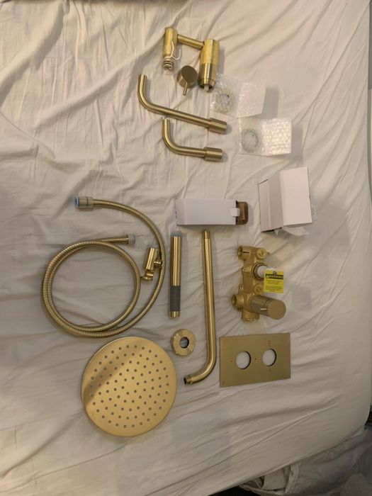 Set dus Crosswater MPRO Brushed Brass 2 Outlet 3-Handle Shower Bundle