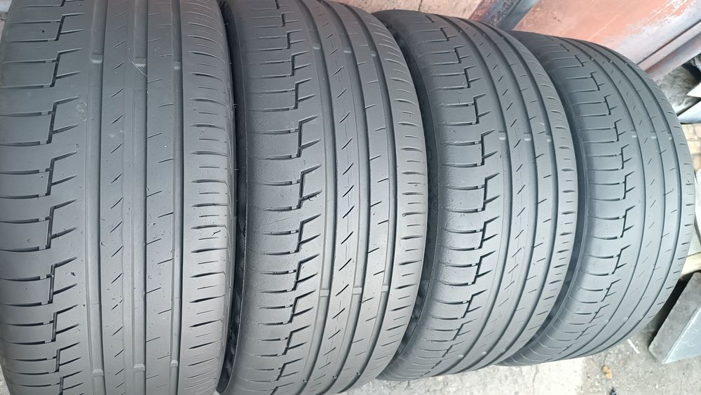 225/45/17 Continental