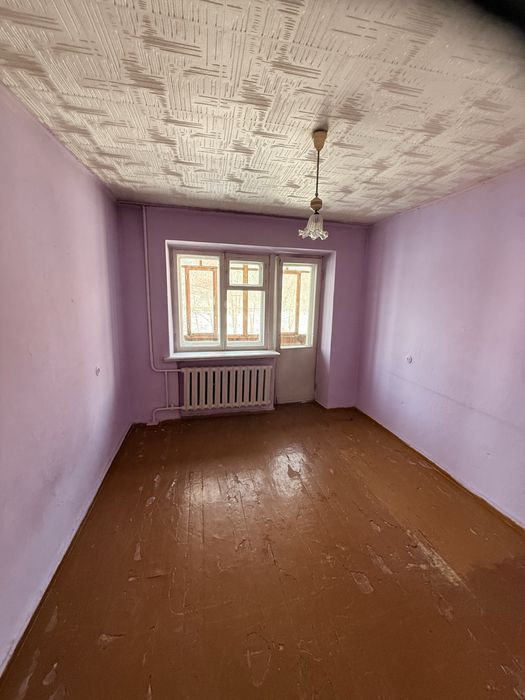 Продам 4х комн,р-он Защиты!