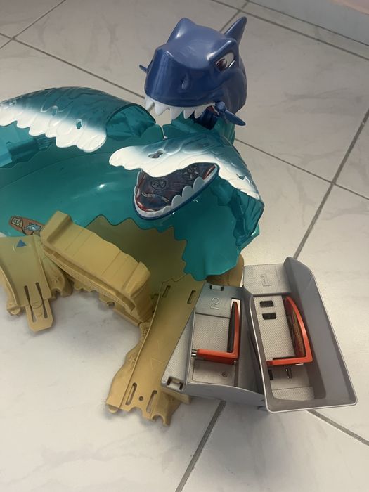 Писти за колички ралични видове, Багукан игра