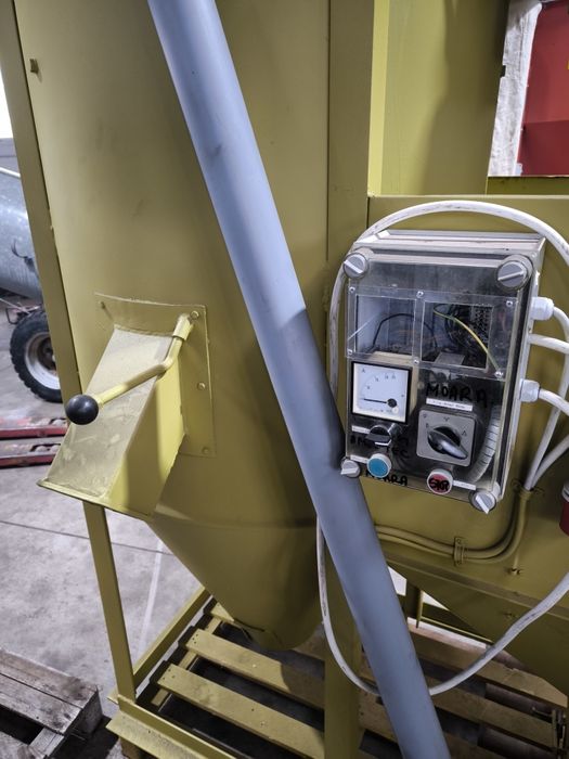 Moara cu amestecator cereale