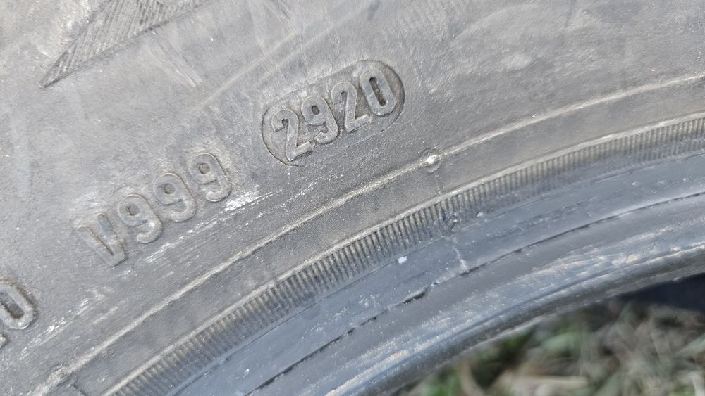 2бр като нови гуми 185 60 15 пирели