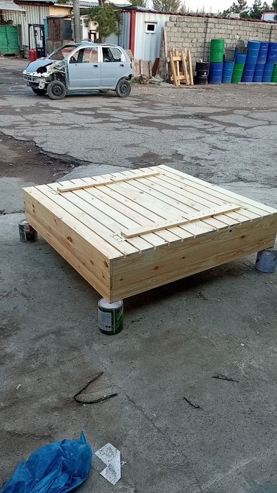 Песочница. Песочница из дерева