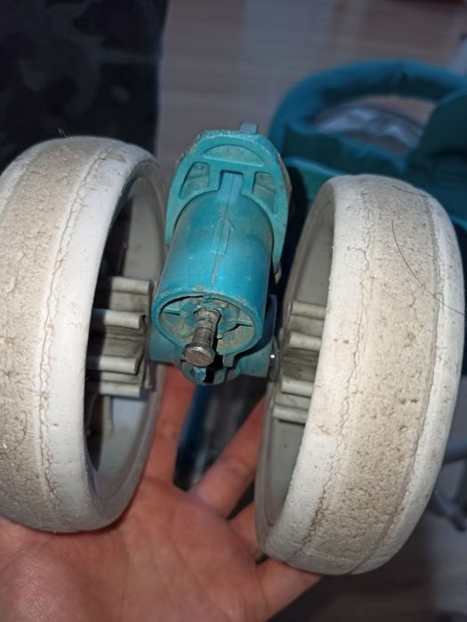 Продам коляску трость