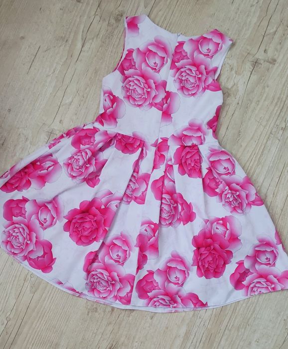 Детска рокля р-р. 134 см.