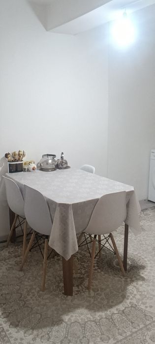 Продам стол для кухни