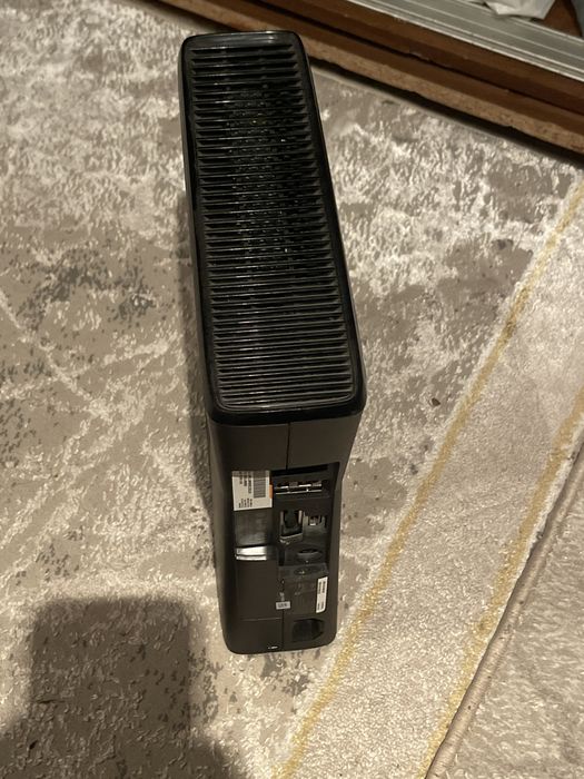 Продам XBOX 360.