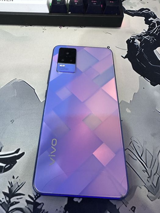 Продав телефон Vivo v21