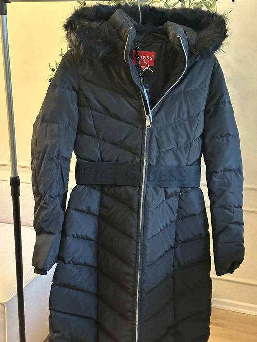 Дълго зимно яке  - GUESS