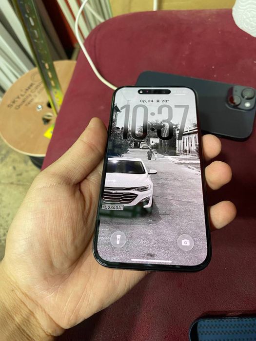 Iphone 15 pro sotiladi