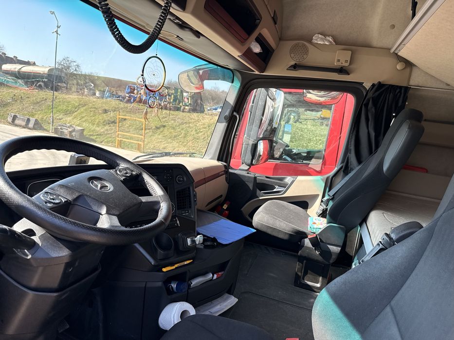 Mercedes Actros 1845