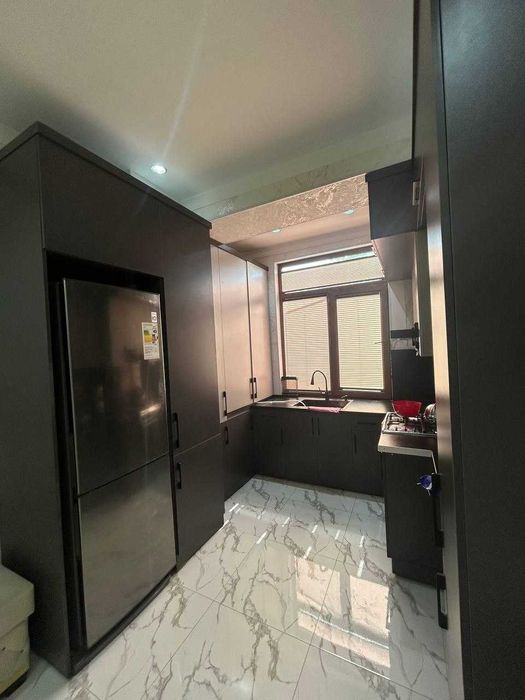 Навостройка 2 хонали уй сотилади ,  Ориентир Саламатина.