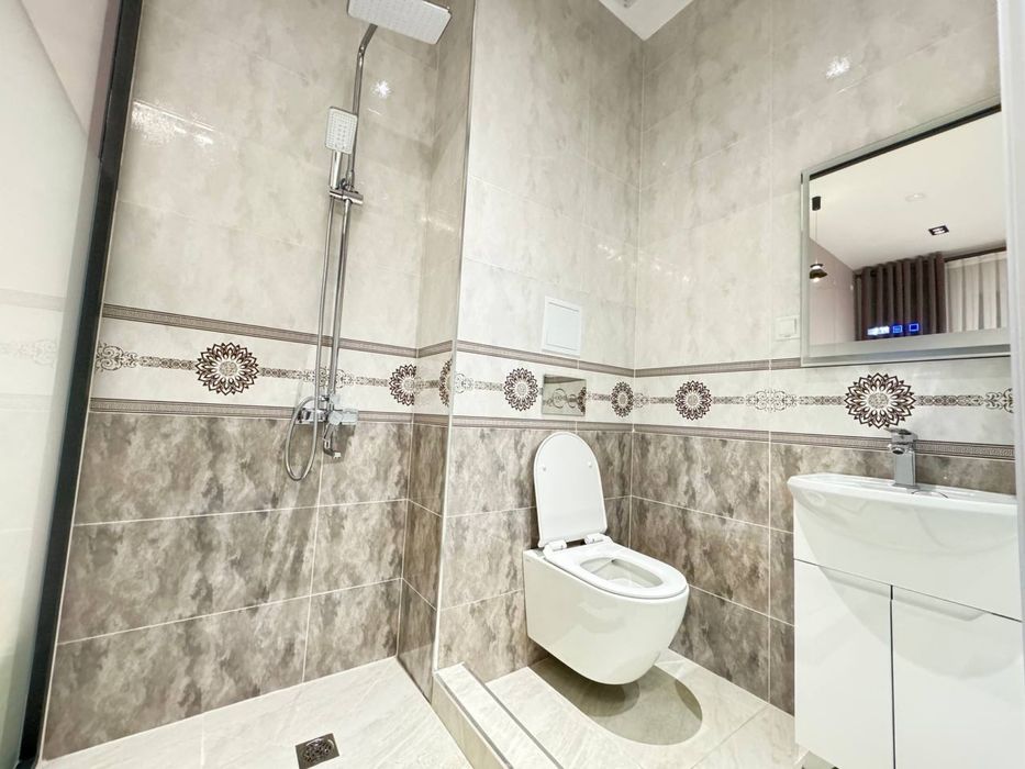 Паркентский Новостройка сдается новая 3х комнатная!