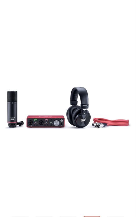Комплект FOCUSRITE Scarlett 2i2 Studio 3rd Gen