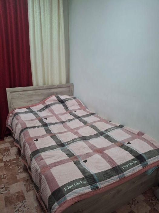 Продам спальный гарнитур б/у.