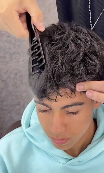 Pieptene de texturat parul / Piaptan coafat par