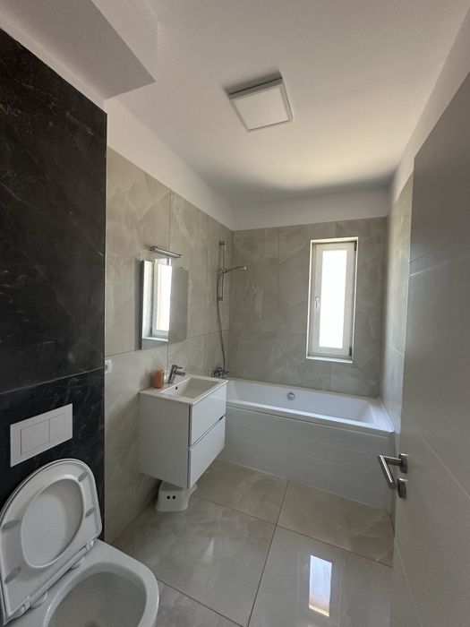 Apartament de inchiriat  3 camere Giroc direct de la proprietar
