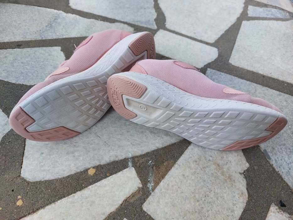 Маратонки Fila за момипе