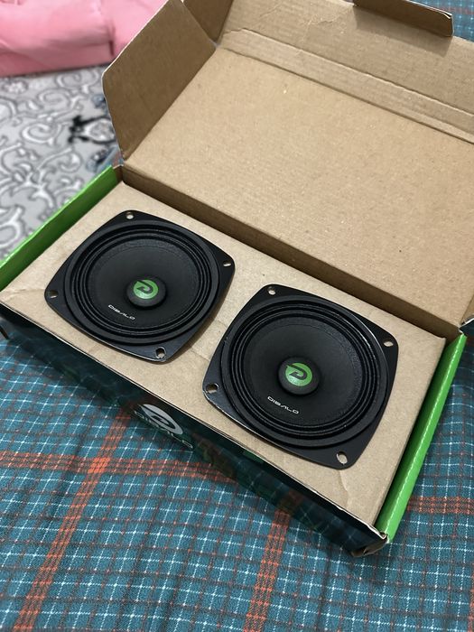 Продаю фронтальные колонки новые