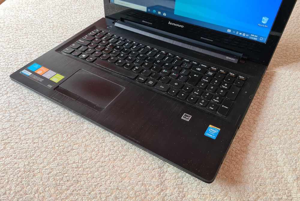 Laptop Lenovo Z50 15.6", i7-4510u, 8 GB RAM, SSD 240 GB, bateria 2h