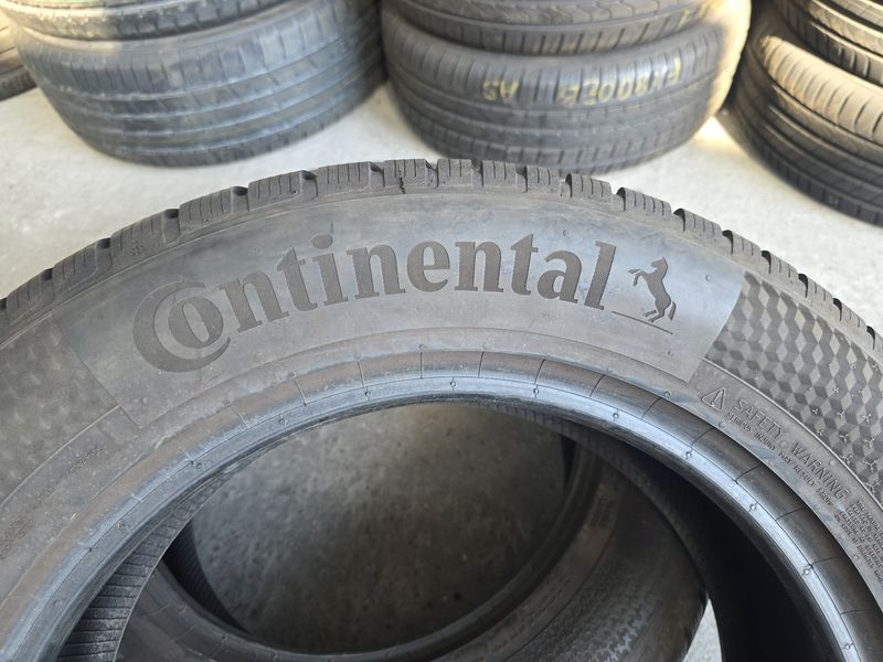 235/60/17 Continental 2бр