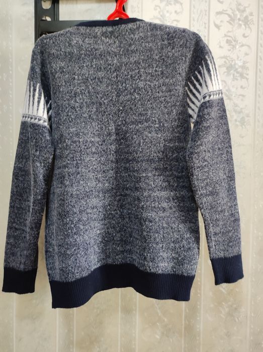 Свитер мужской ангорка 48р. Новый.