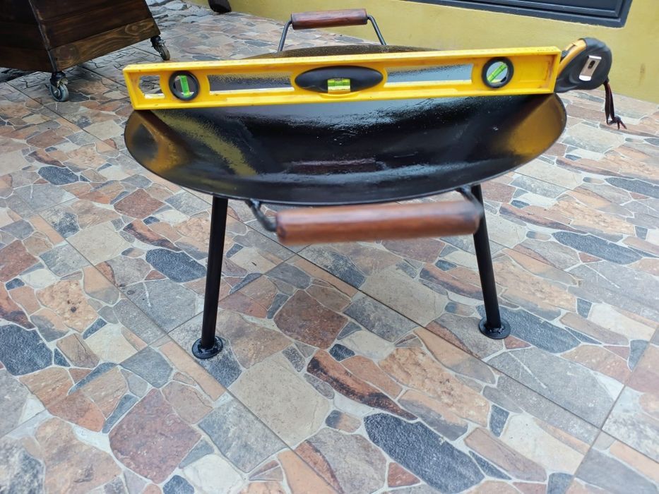 Wok special pentru gatit și friptură