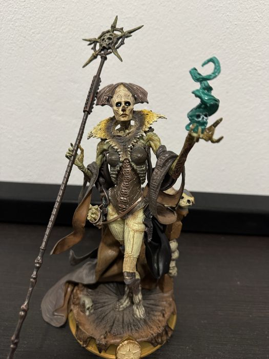 Statueta Court of the Dead Xiall Osteomancers