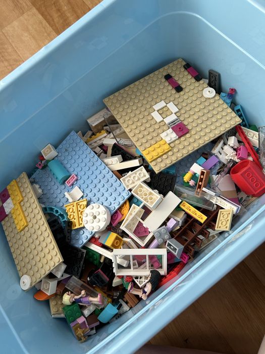 Коробка с лего , различные наборы