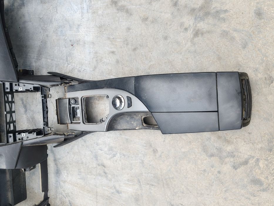 Cotiera BMW E60 E61 250lei