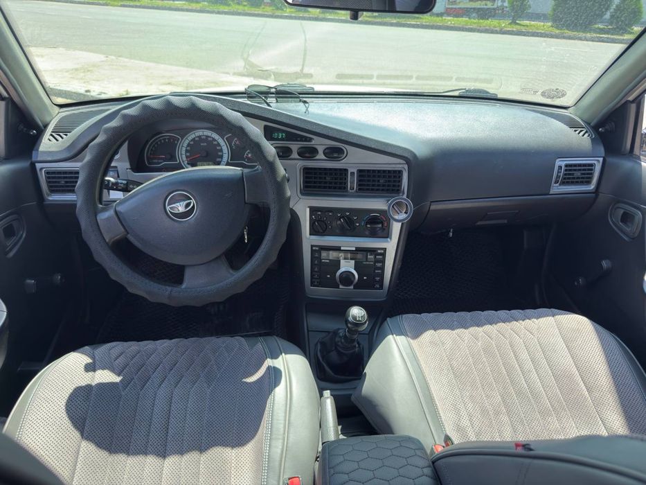 Nexia 2   1.6 mator 135.000 halol uzini yurgani
