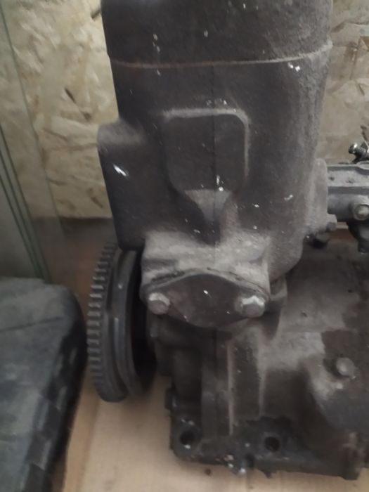 Продаю пускач на трактор