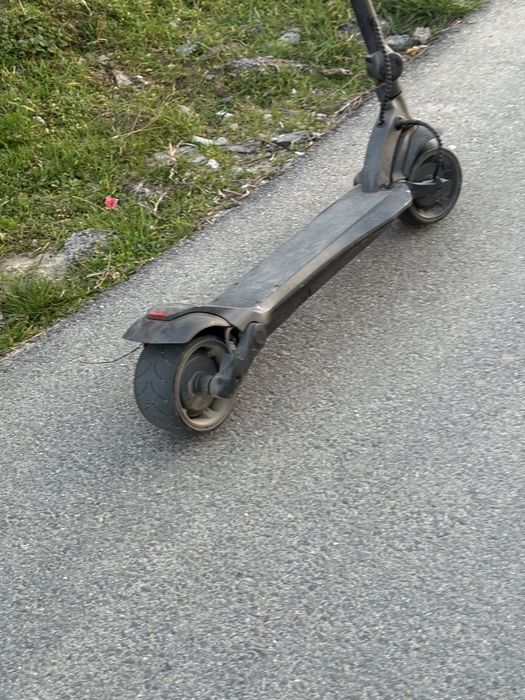 Trotineta electrica dual motor