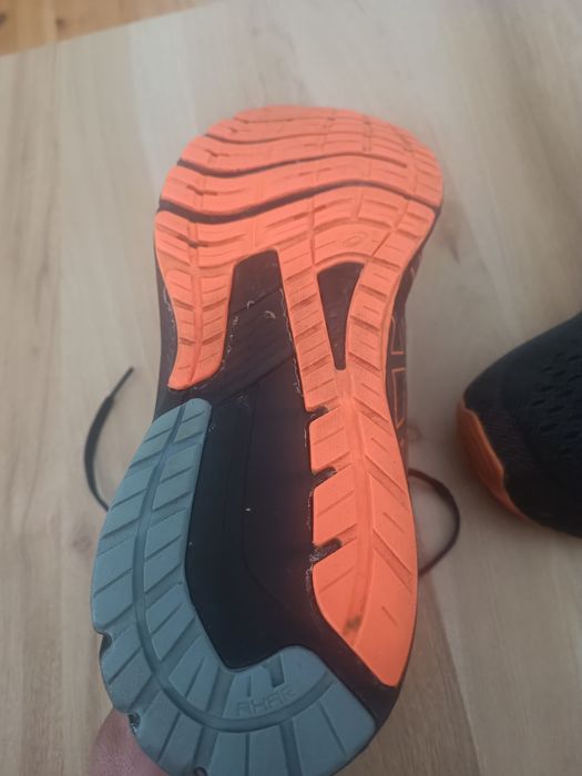 Маратонки ASICS GT1000