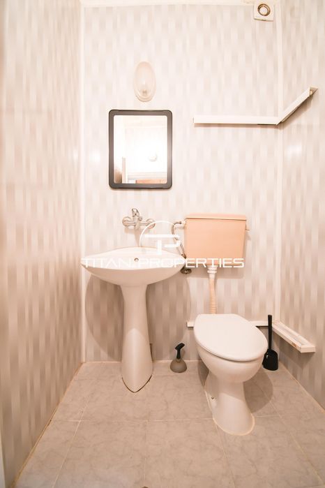 Дава се под наем Тристаен апартамент в София, Гоце Делчев - 76 кв.м за 598.23 € - Снимка #12