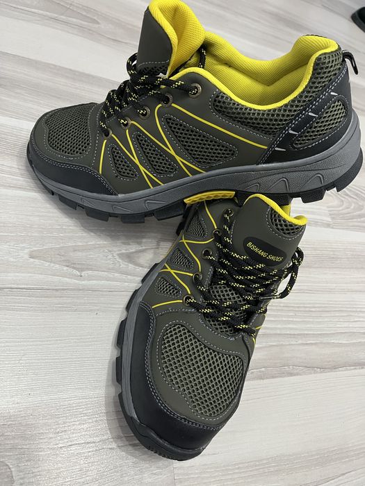 Работни обувки с бомбе