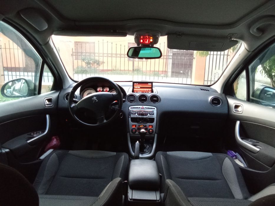 Peugeot 308 sw 7 locuri