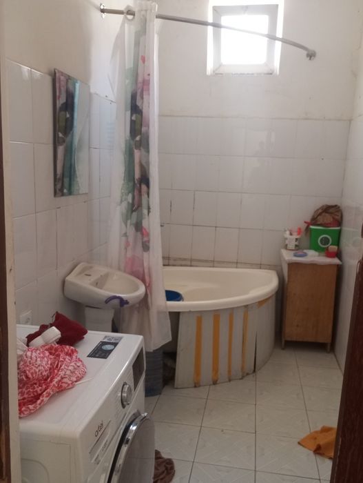 Үй сотилади 6 соток