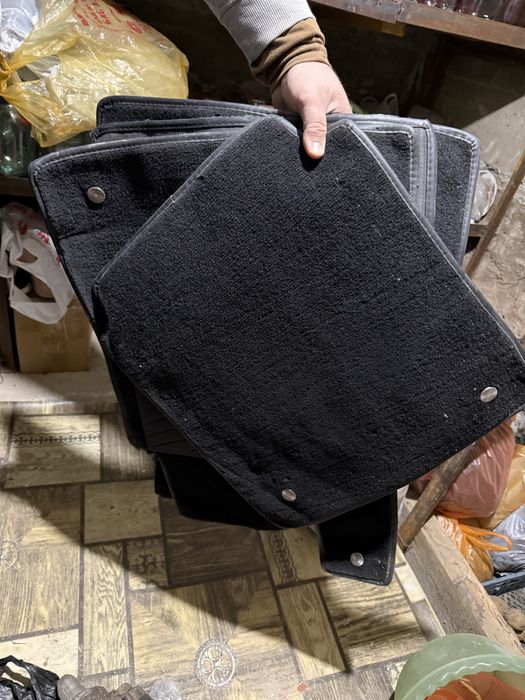 Продам коврики АВТОКОРОНА