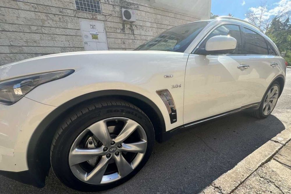 Infiniti QX 70 3.0D