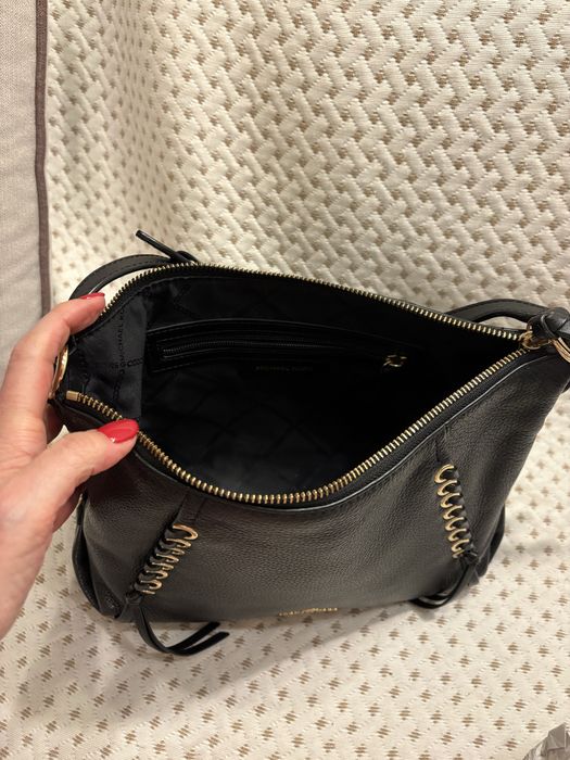 Дамска чанта с дълга дръжка  Michael Kors естествена кожа оригинална