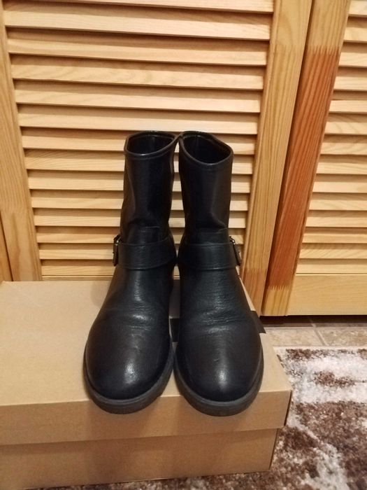 Cizme Bata din piele