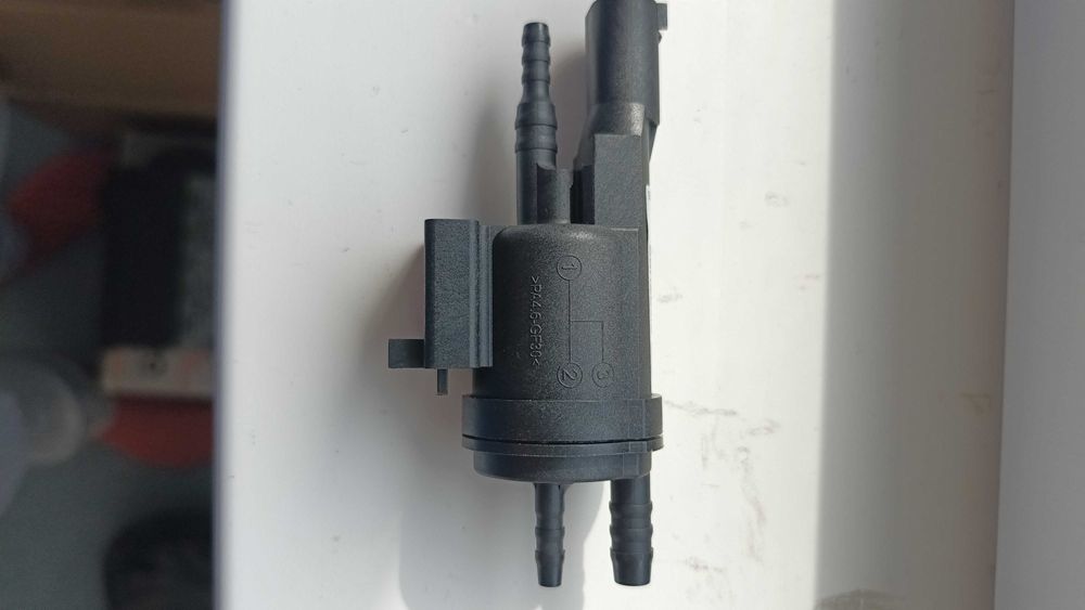 Клапан EGR Mercedes W202, W210