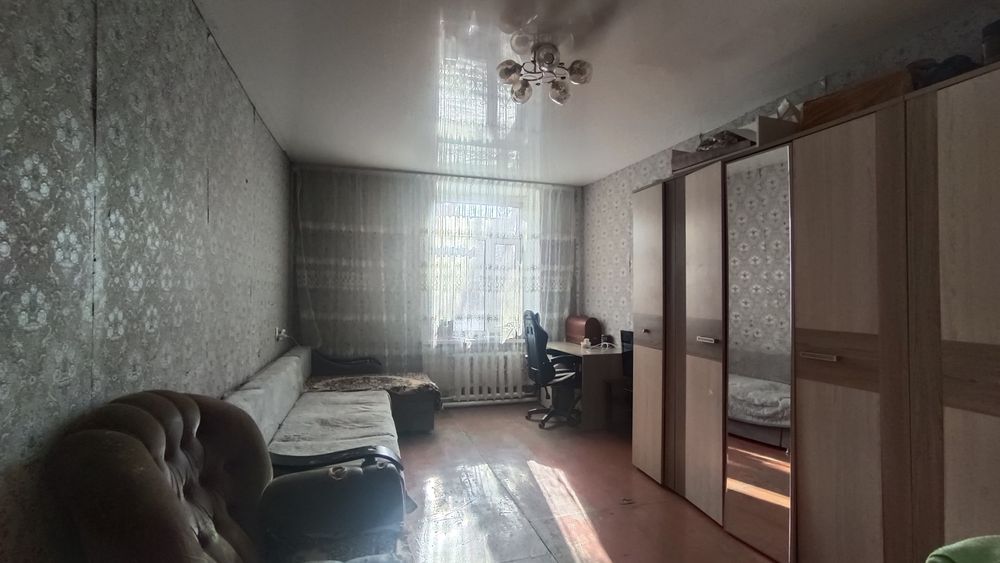 Продам двухкомнатную квартиру в Старом городе.