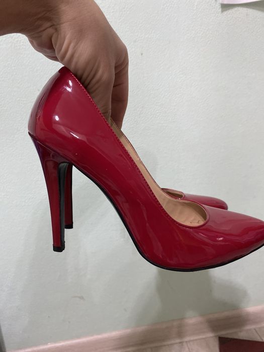 Продам шикарные туфли