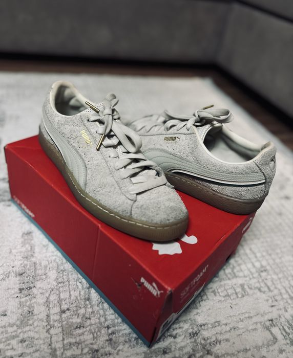 ОригинальныеЗамшевые кеды Puma Suede (размер 43,5-44 / 28 см)