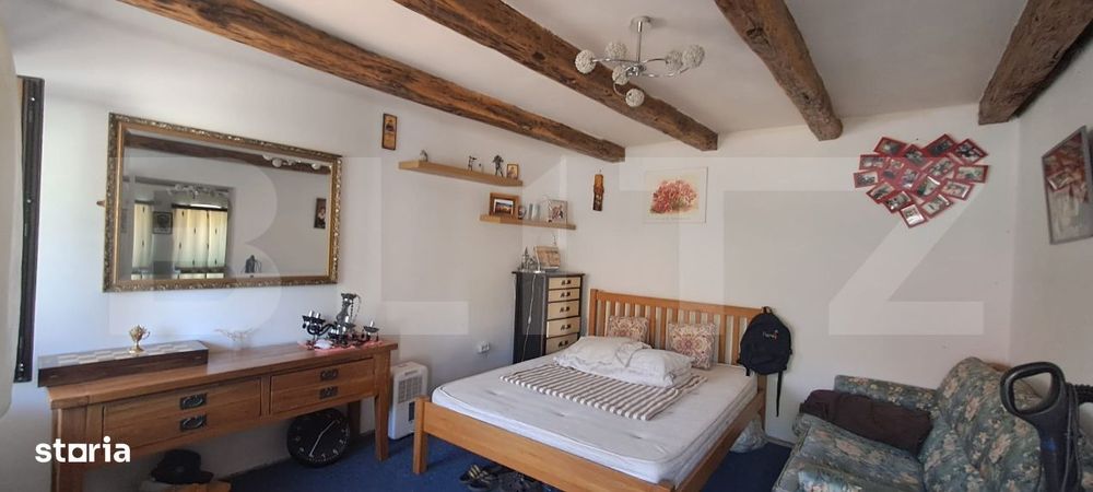 Casa complet renovata, 3 camere, teren 3800 mp – comuna Parau