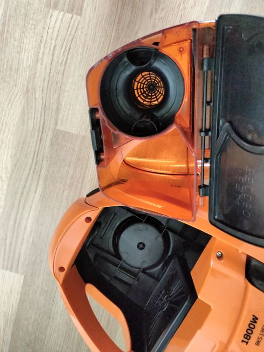 Пылесос Beko рабочий