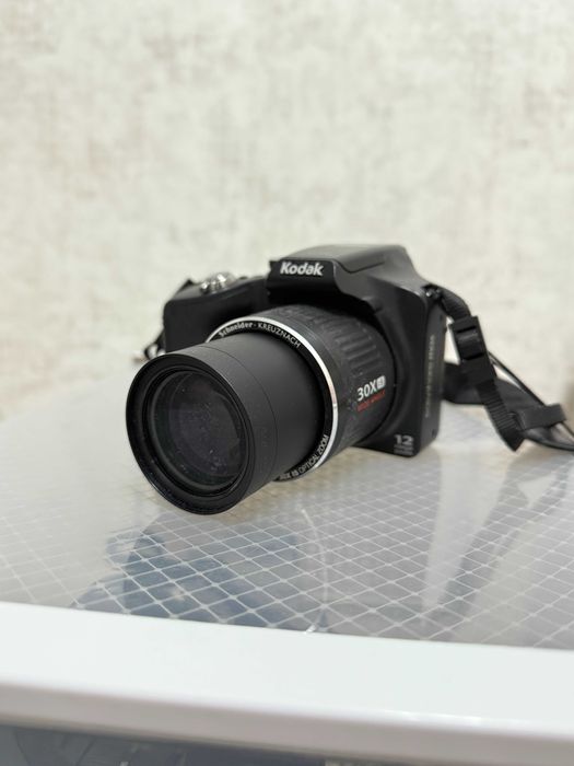 Kodak EasyShare Max Z990