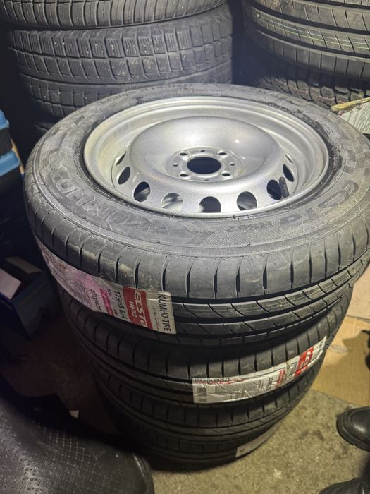 Летняя шина комплект Kumho HS52 175/65 R14 82 H